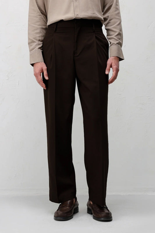 Relaxed-Fit Pleated Men's Pants
