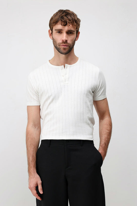 Textured Men's Knit T-Shirt