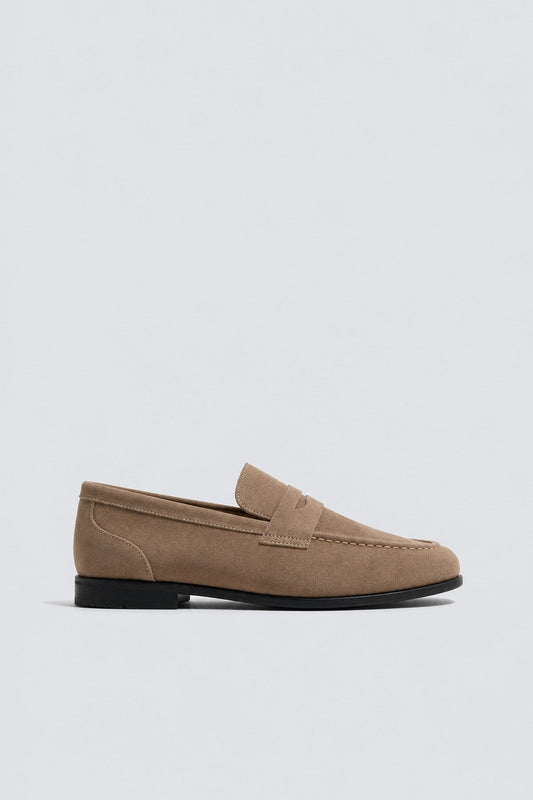 100% Suede Loafer with a Thin Sole