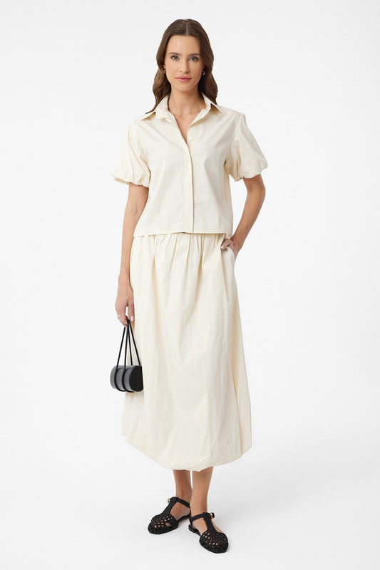 Antioch Women's Puff-Sleeve Shirt
