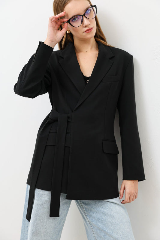 Antioch Women's Belted Blazer