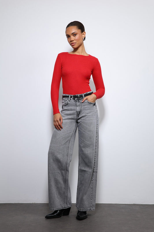 Antioch Basic Long-Sleeve T-Shirt