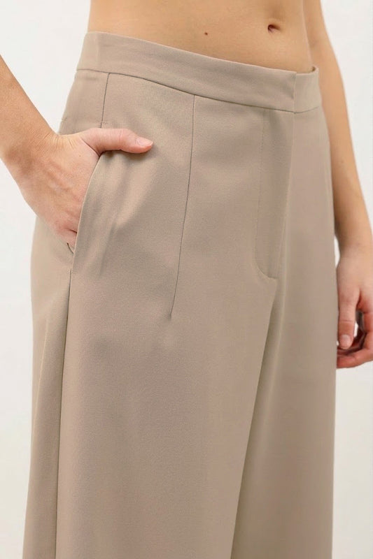 Antioch Women's Wide-Leg Pants with Pensli Design