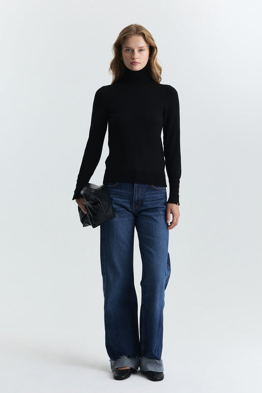 Basic Crew-Neck Sweater