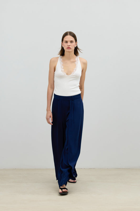 Women's Top with Lace Details on the Collar from Antioch
