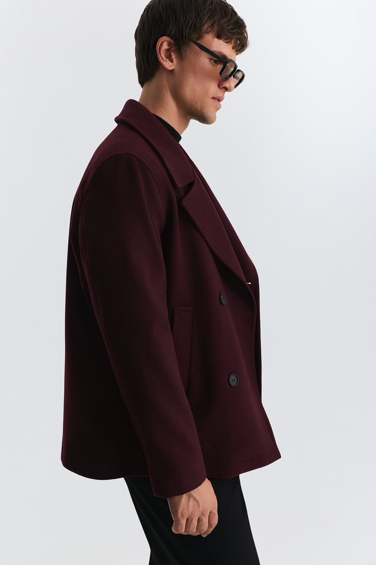 Relax Fit Short Coat with Double-Breasted Closure