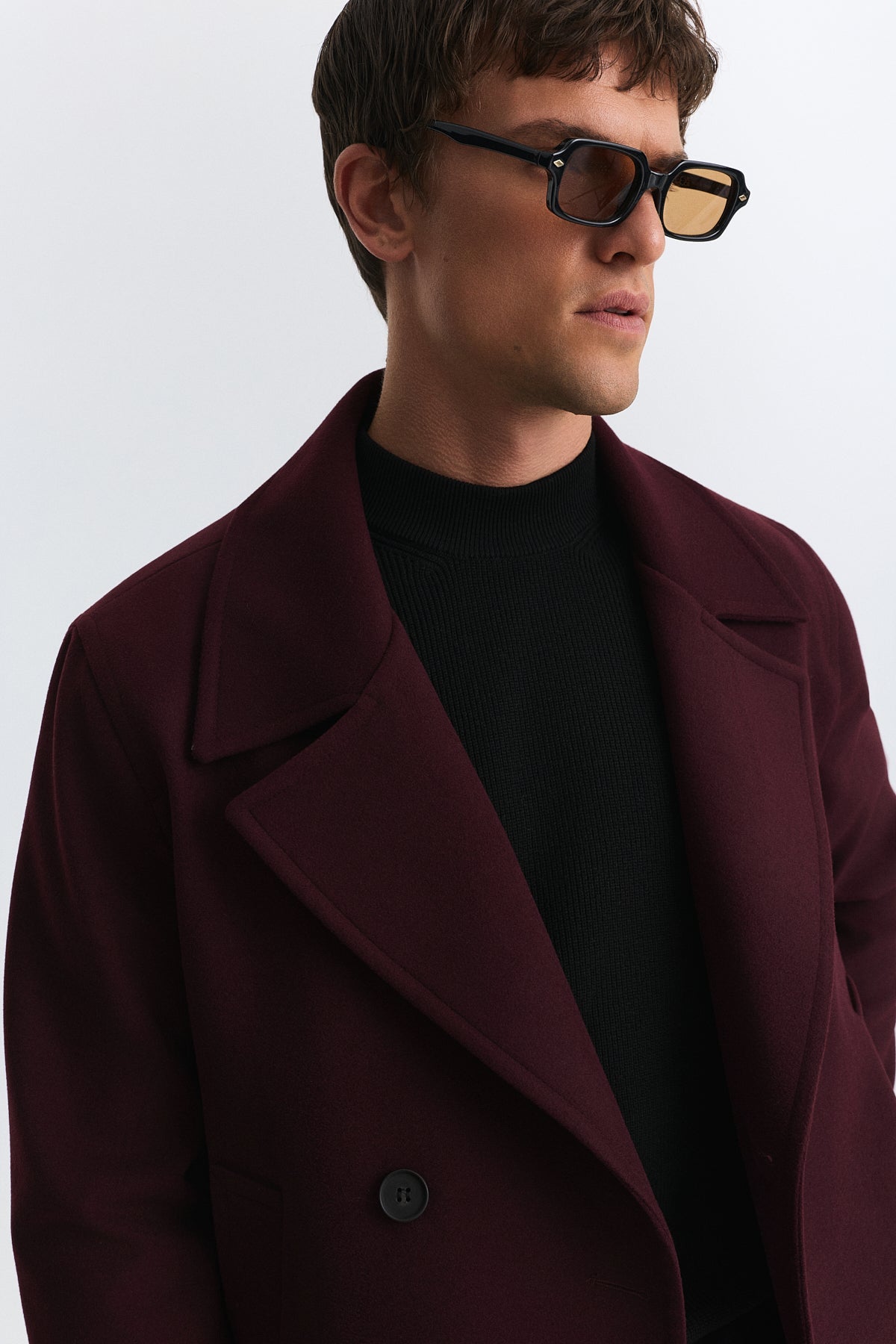 Relax Fit Short Coat with Double-Breasted Closure