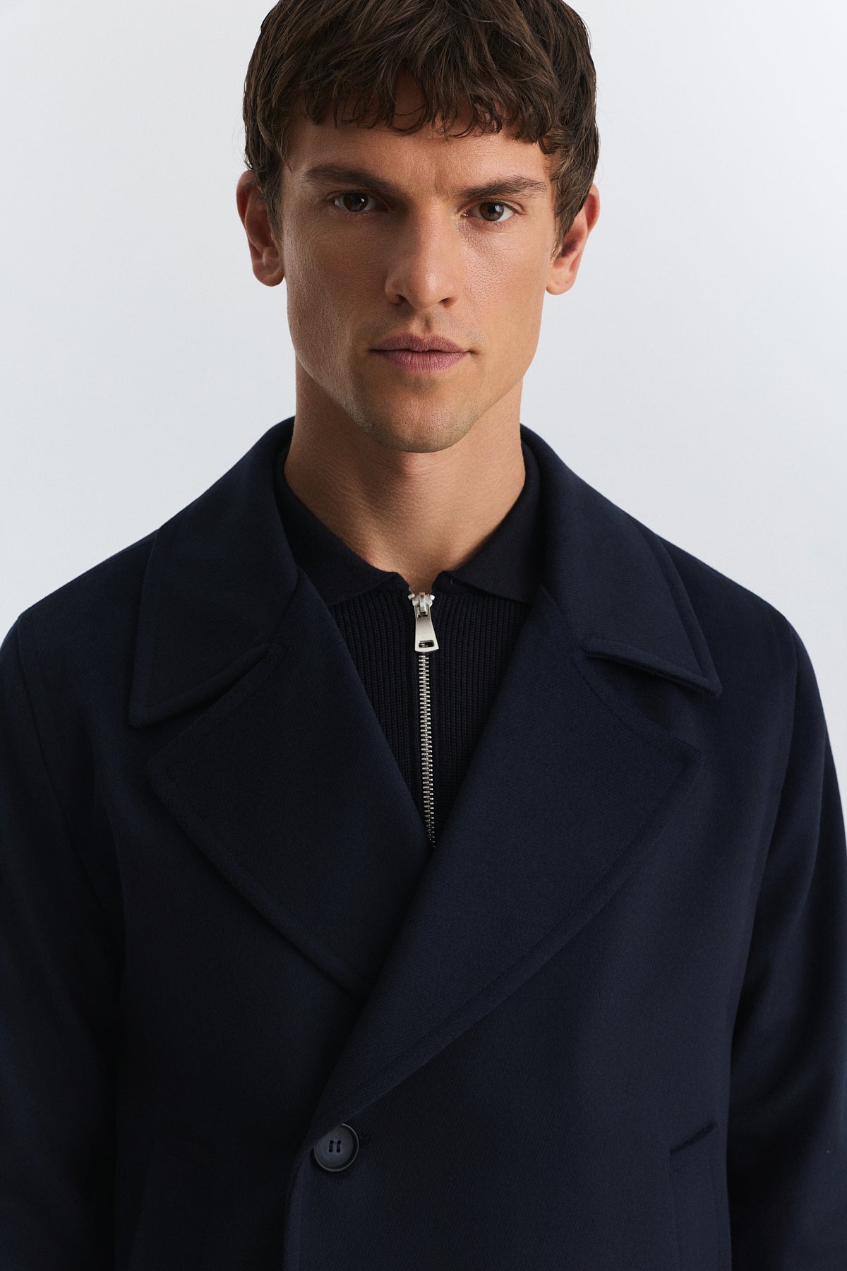 Relax Fit Short Coat with Double-Breasted Closure