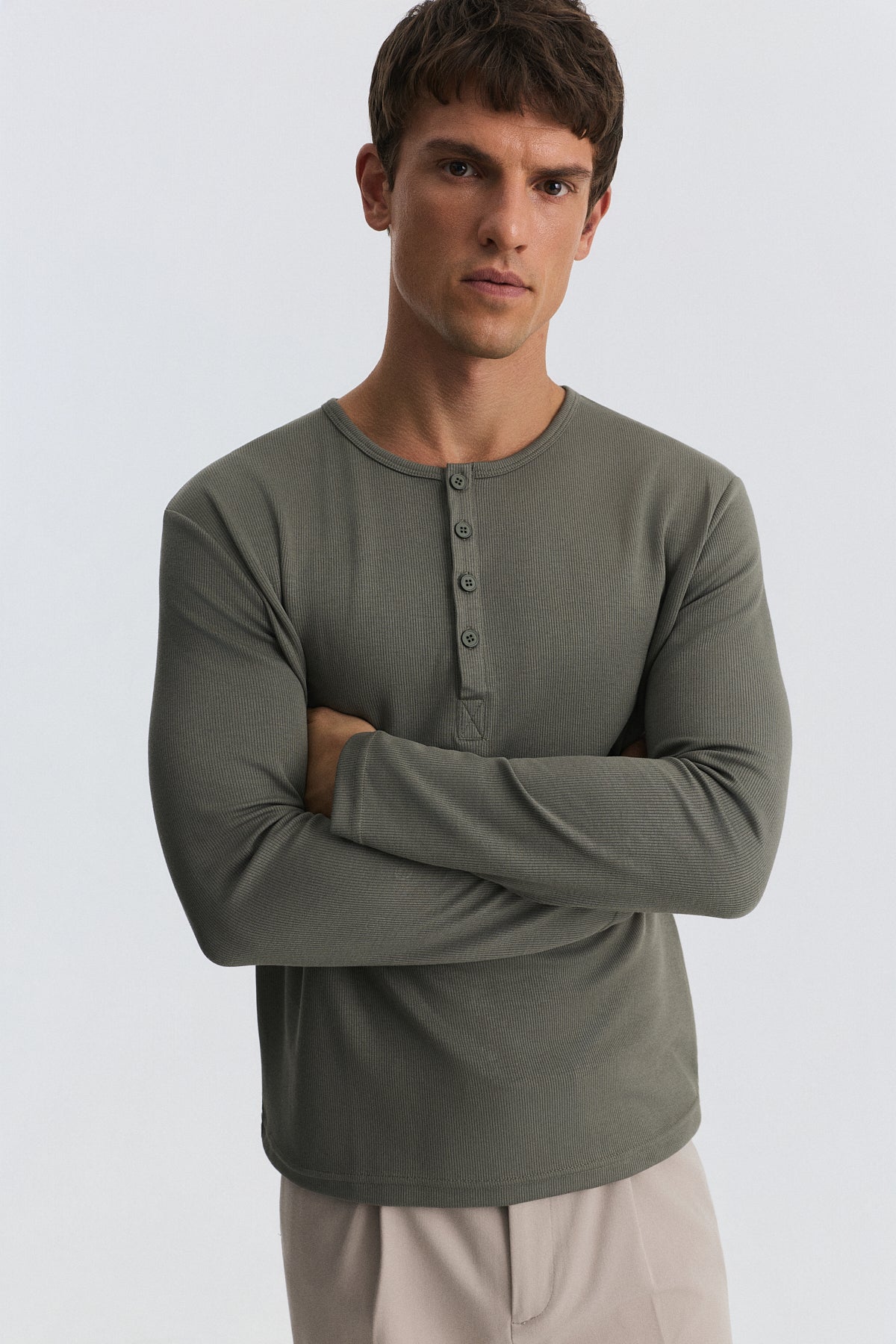 100% Cotton Button-Down Collar Ribbed T-Shirt