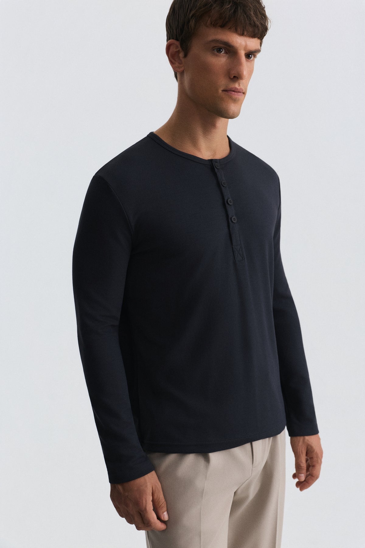 100% Cotton Button-Down Collar Ribbed T-Shirt