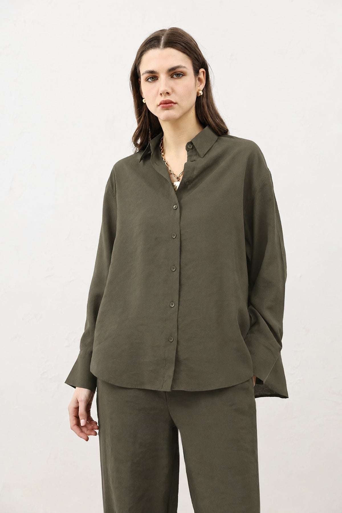Flowy Oversized Women's Shirt