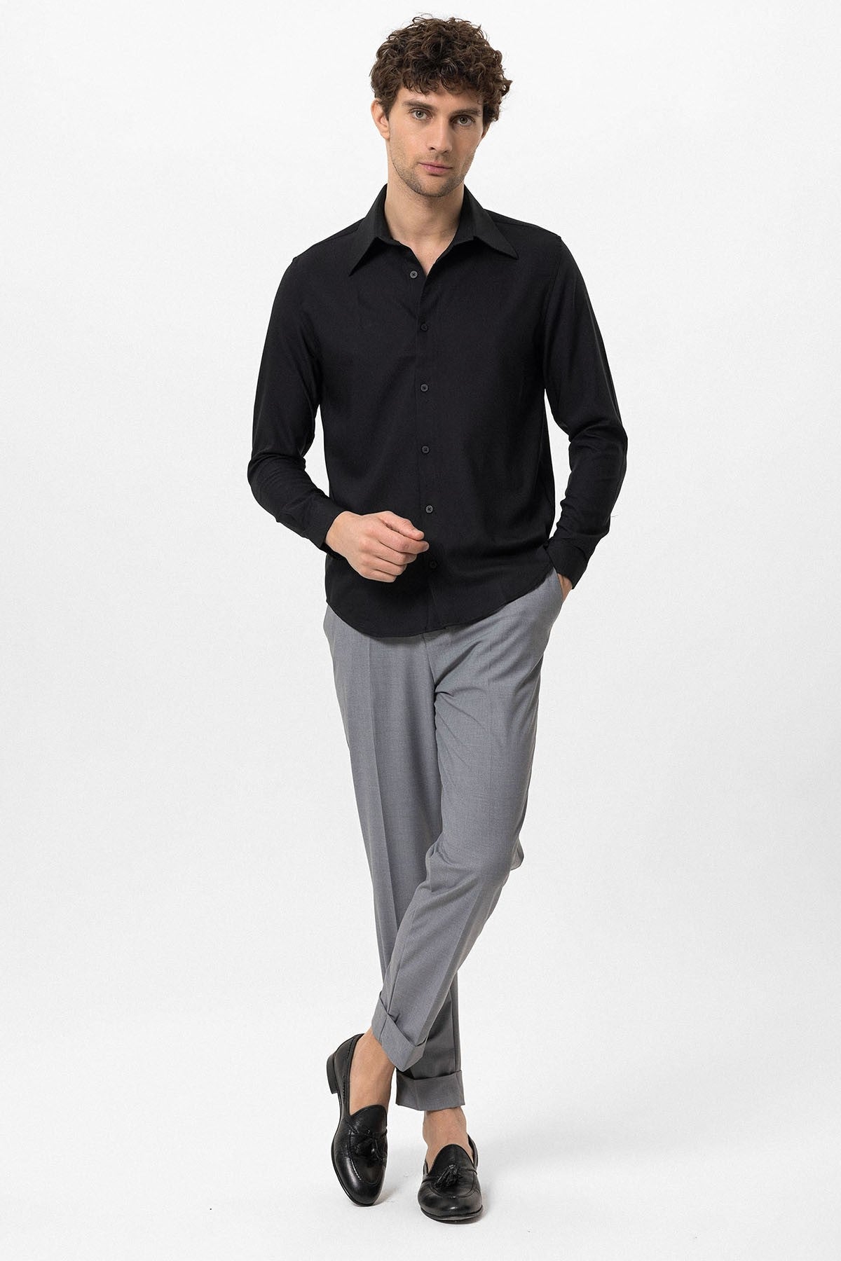 Antioch Slim-Fit Men's Long-Sleeve Shirt with a Wide Collar