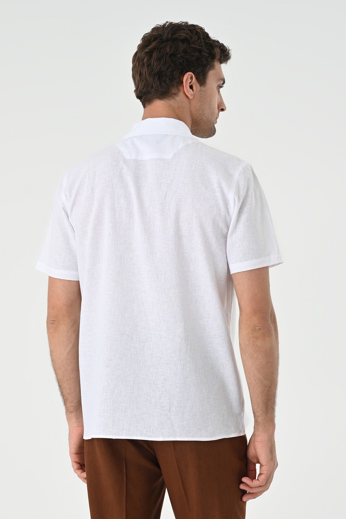 Men's Shirt with Apache Collar and Pocket Details