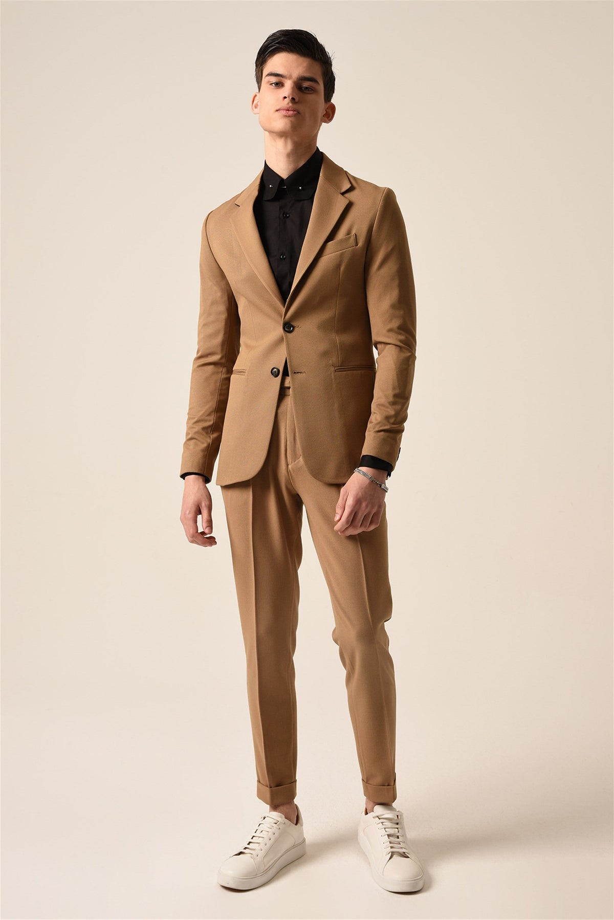 Antioch High-Waisted Pleated Pants