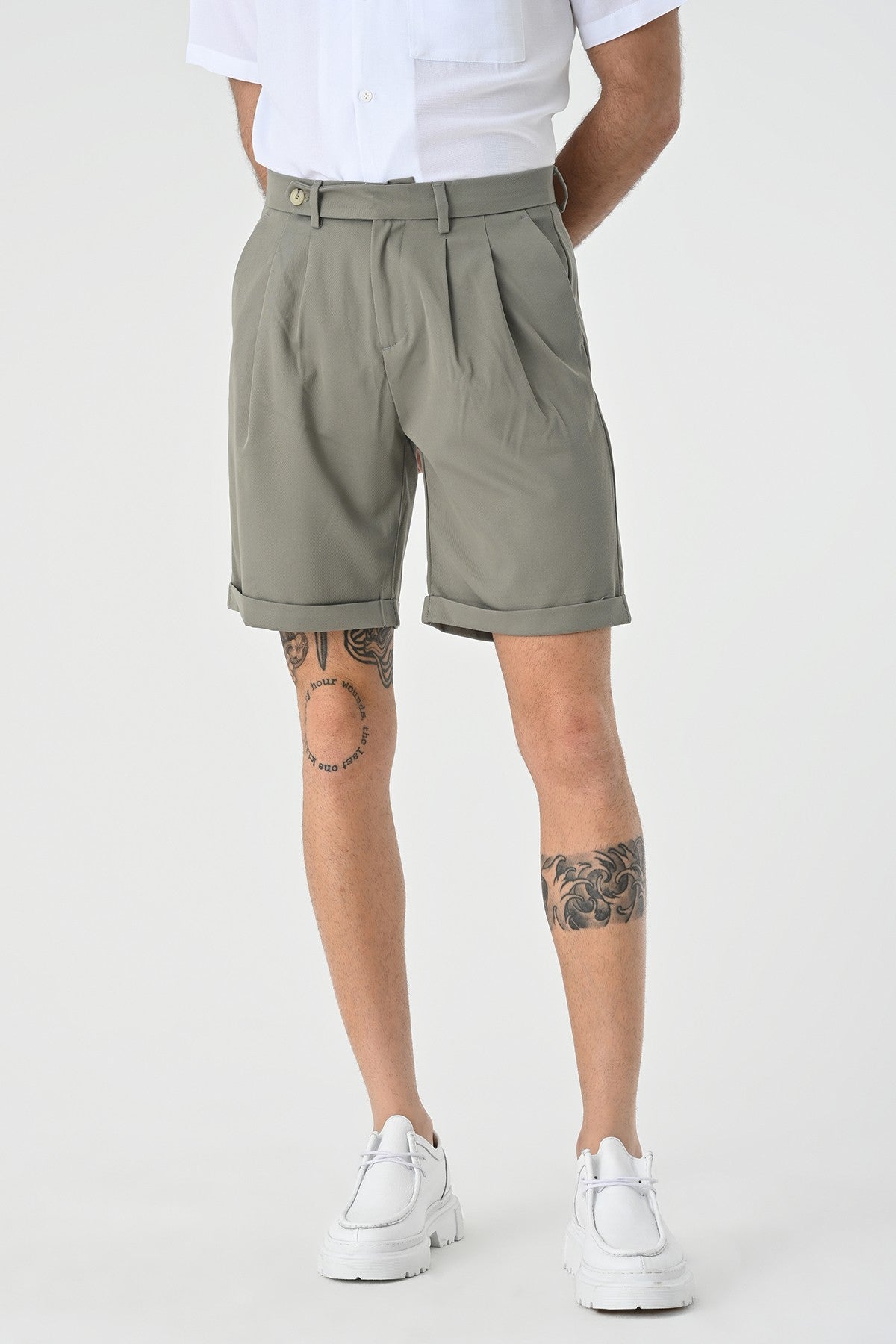 Antioch Pleated Men's Shorts
