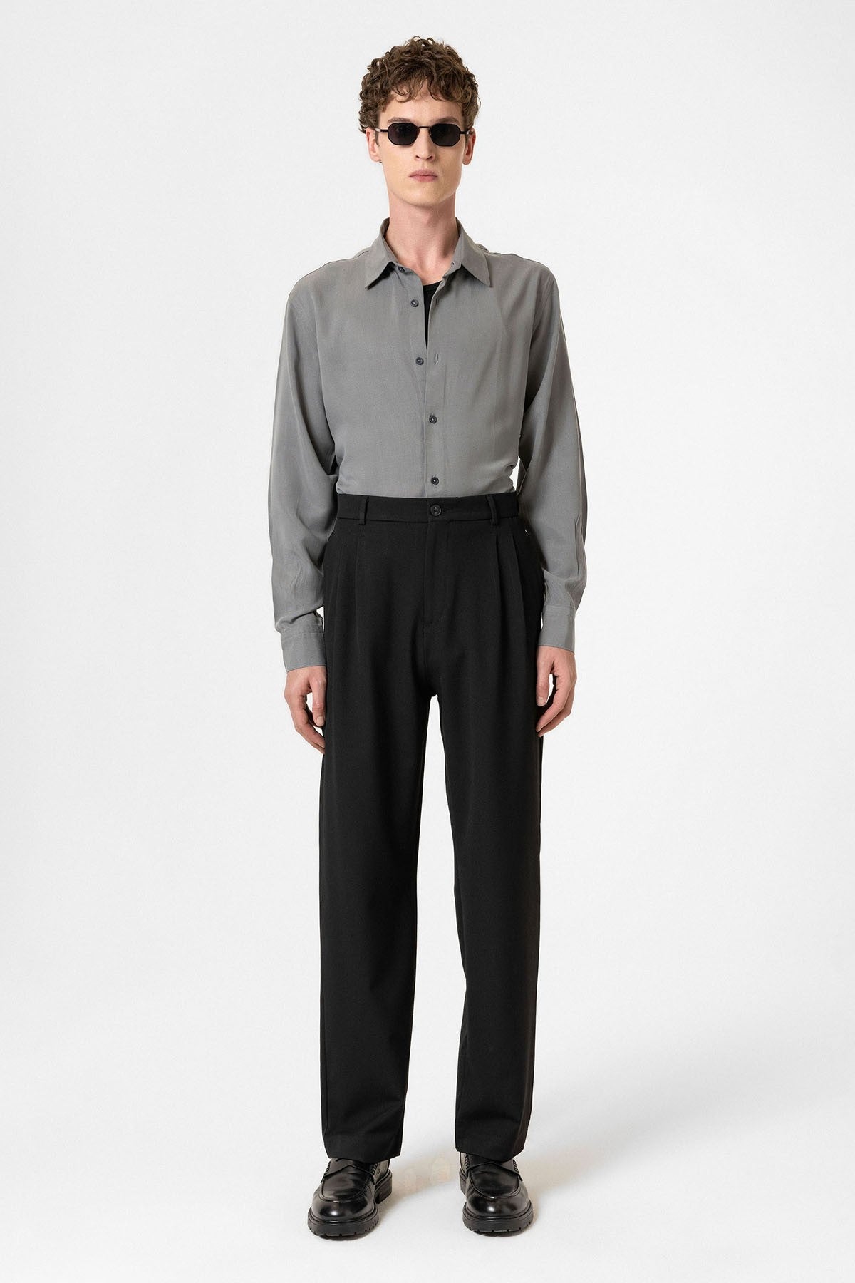 Antioch High-Waisted Pleated Relaxed-Fit Men's Pants