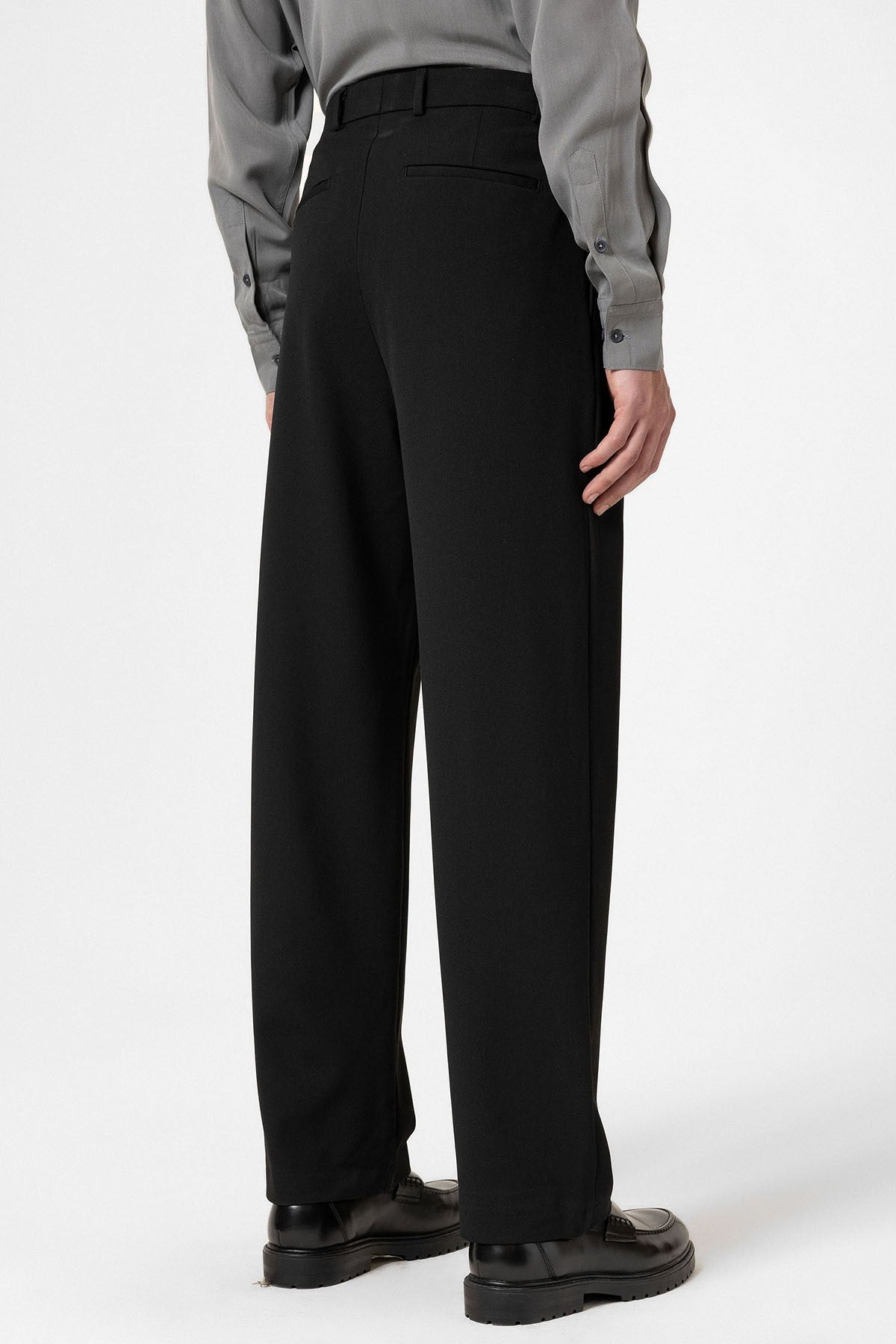 Antioch High-Waisted Pleated Relaxed-Fit Men's Pants