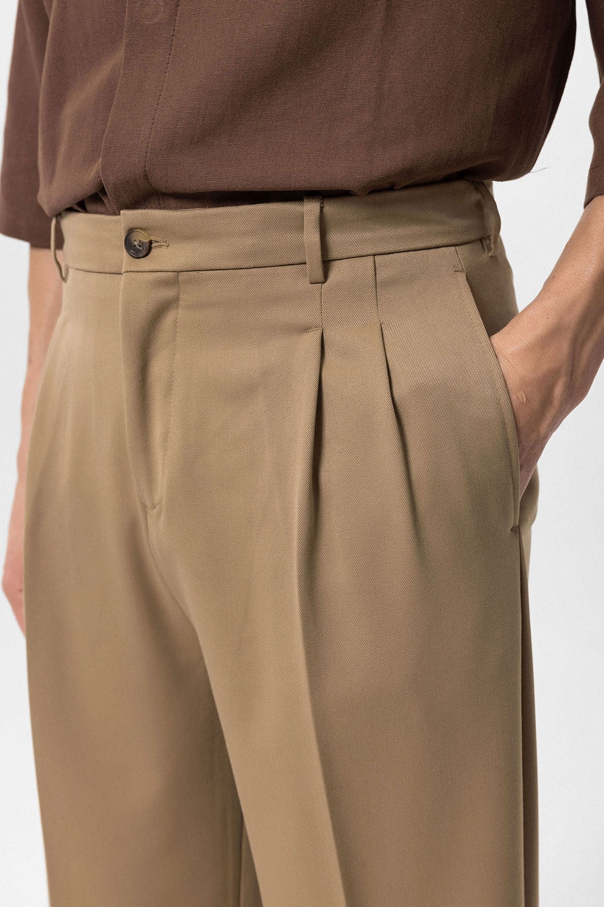 Antioch High-Waisted Pleated Relaxed-Fit Men's Pants
