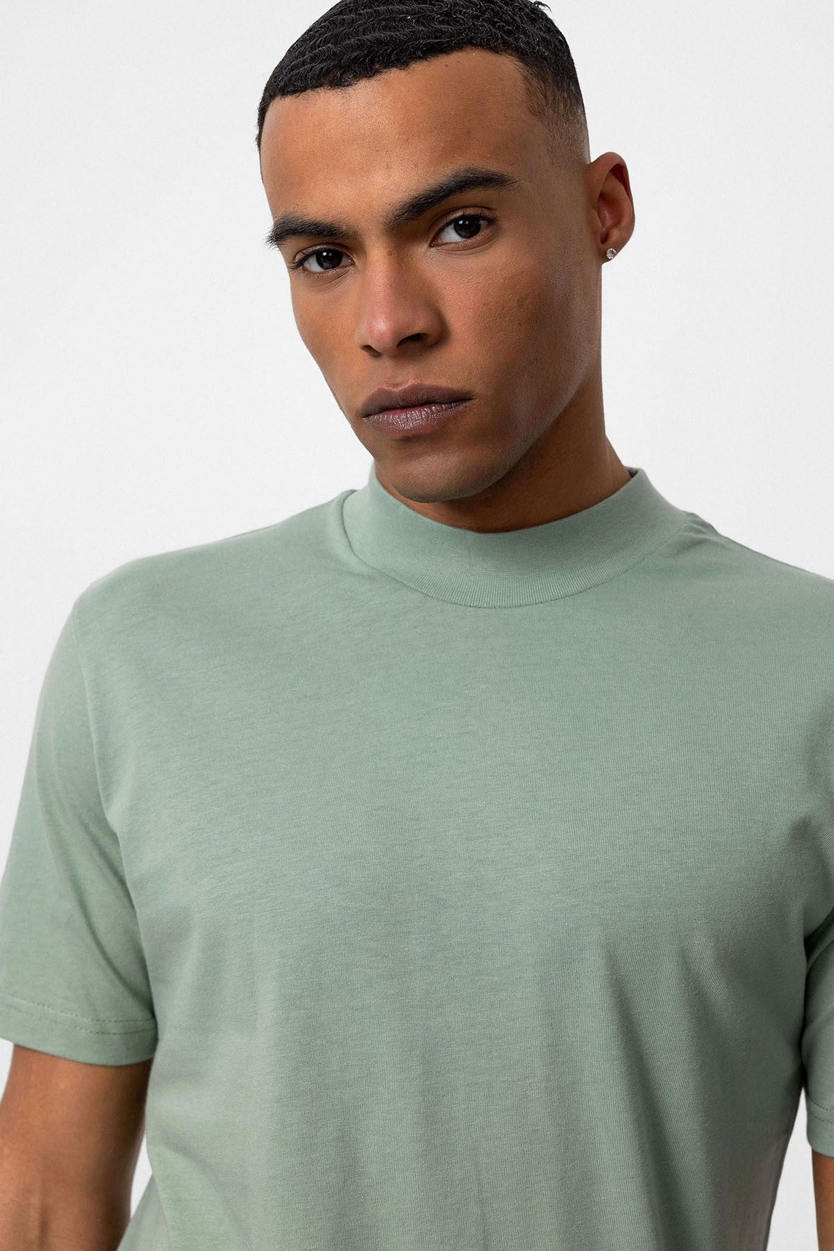 Slim Fit Basic T-Shirt