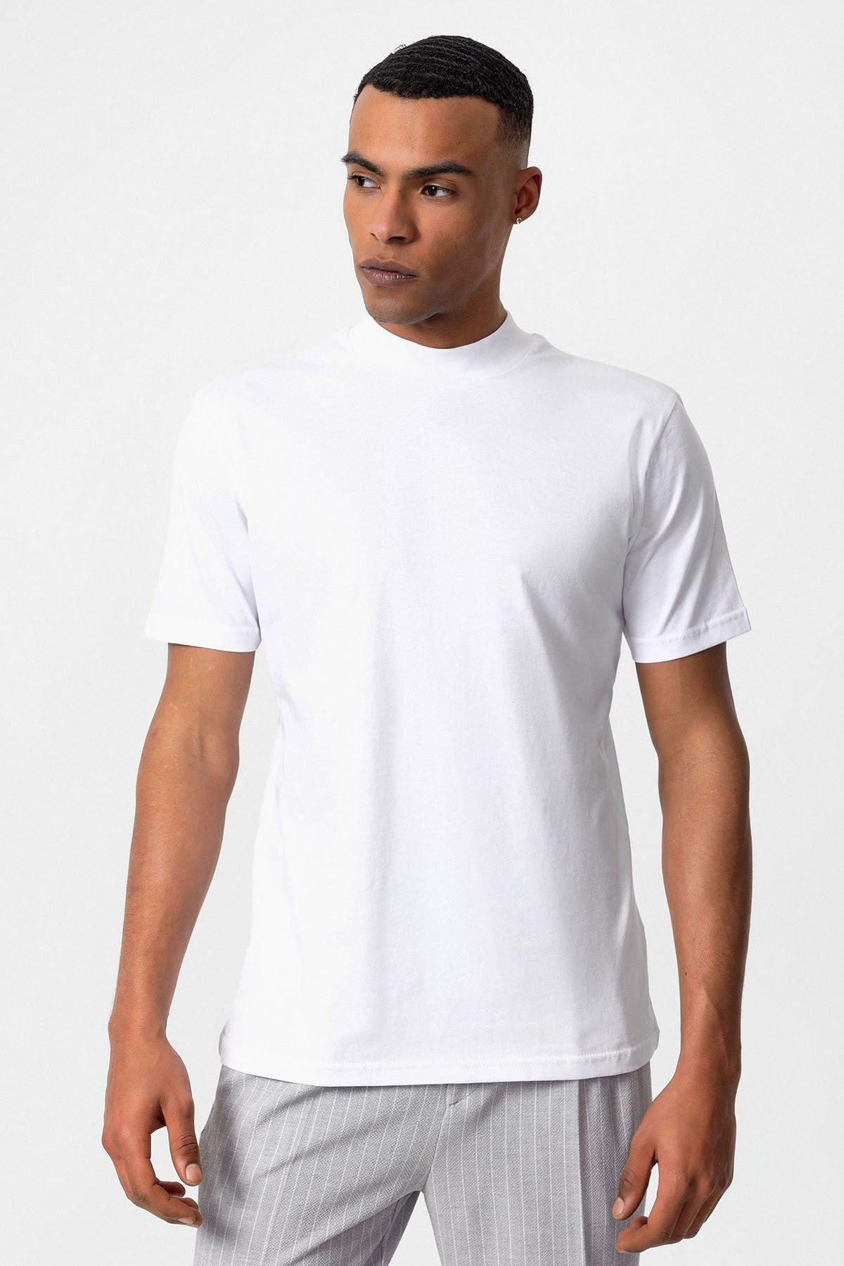 Slim Fit Basic T-Shirt
