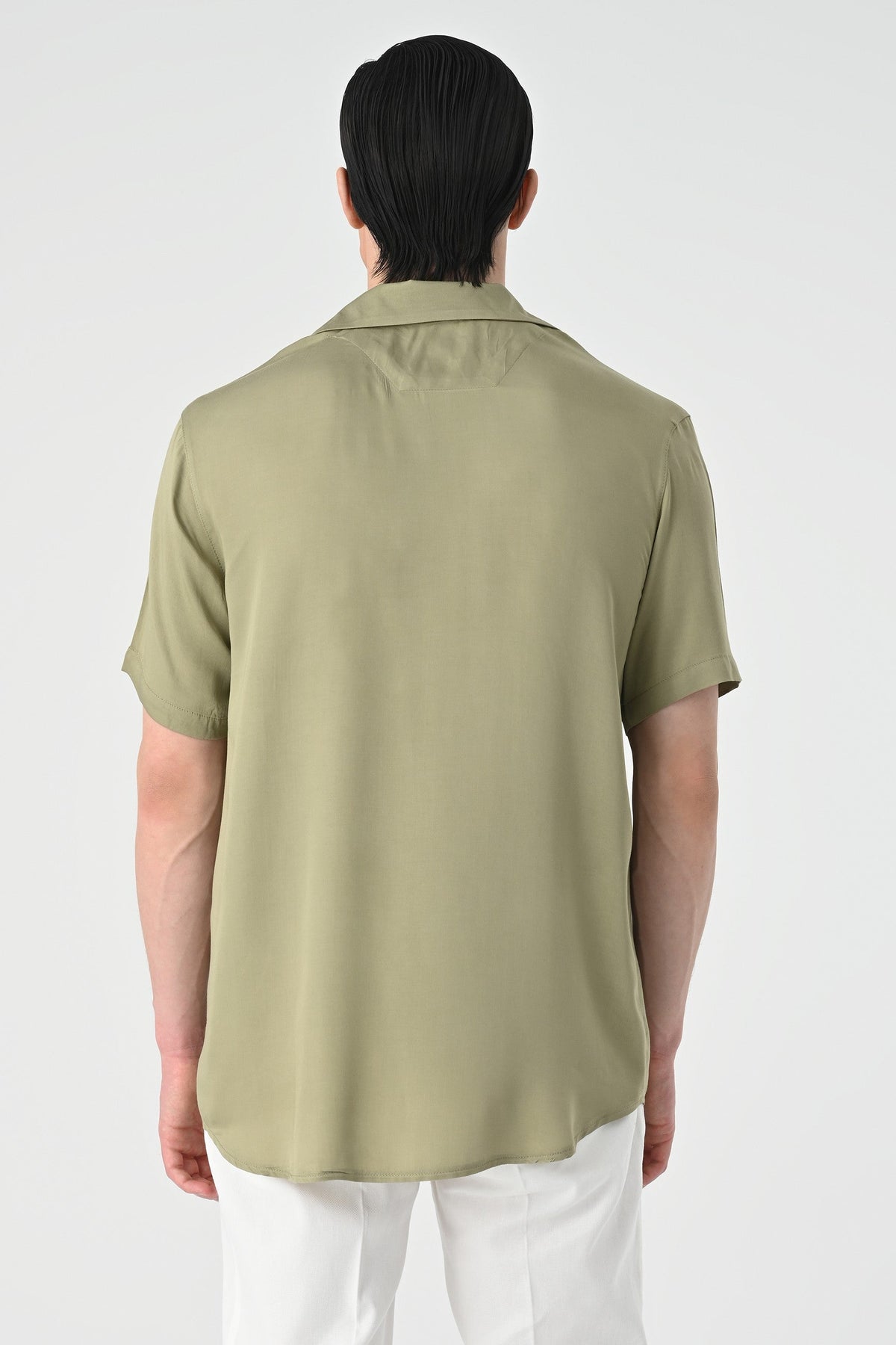 Antioch Oversized Short-Sleeve Men's Shirt with Apache Collar
