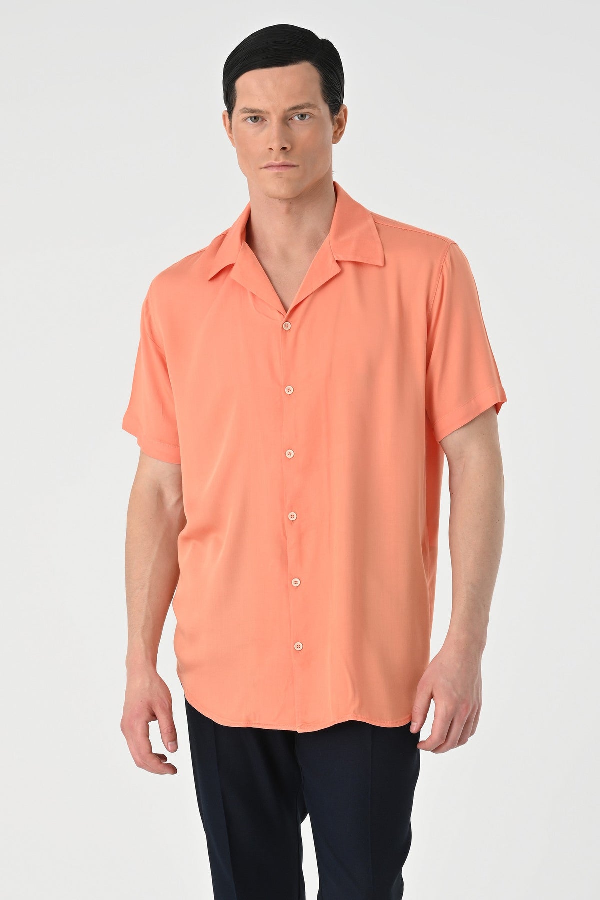 Antioch Oversized Short-Sleeve Men's Shirt with Apache Collar