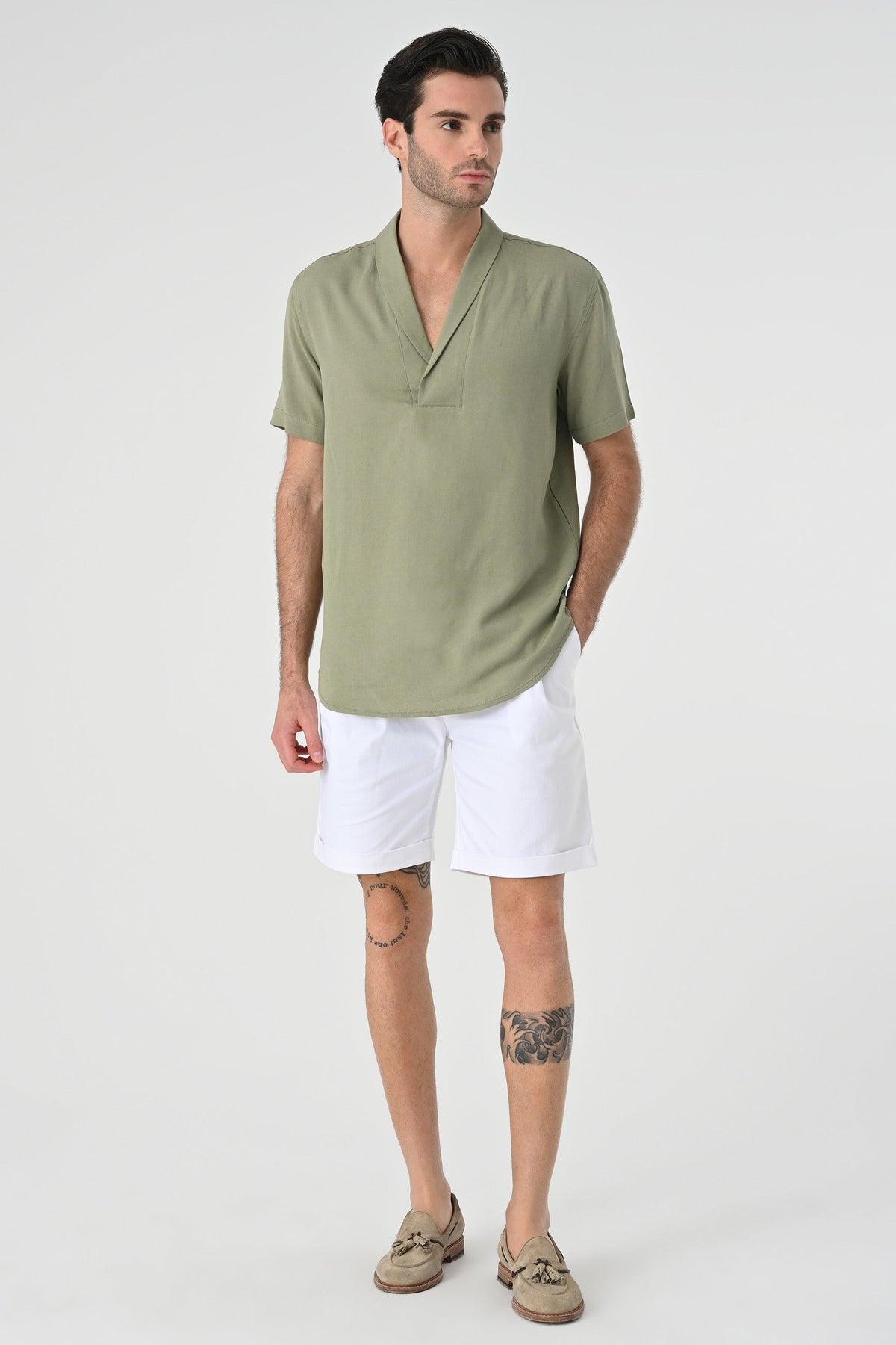 Antioch Relax Fit Short-Sleeved Men's Shirt with a Shawl Collar