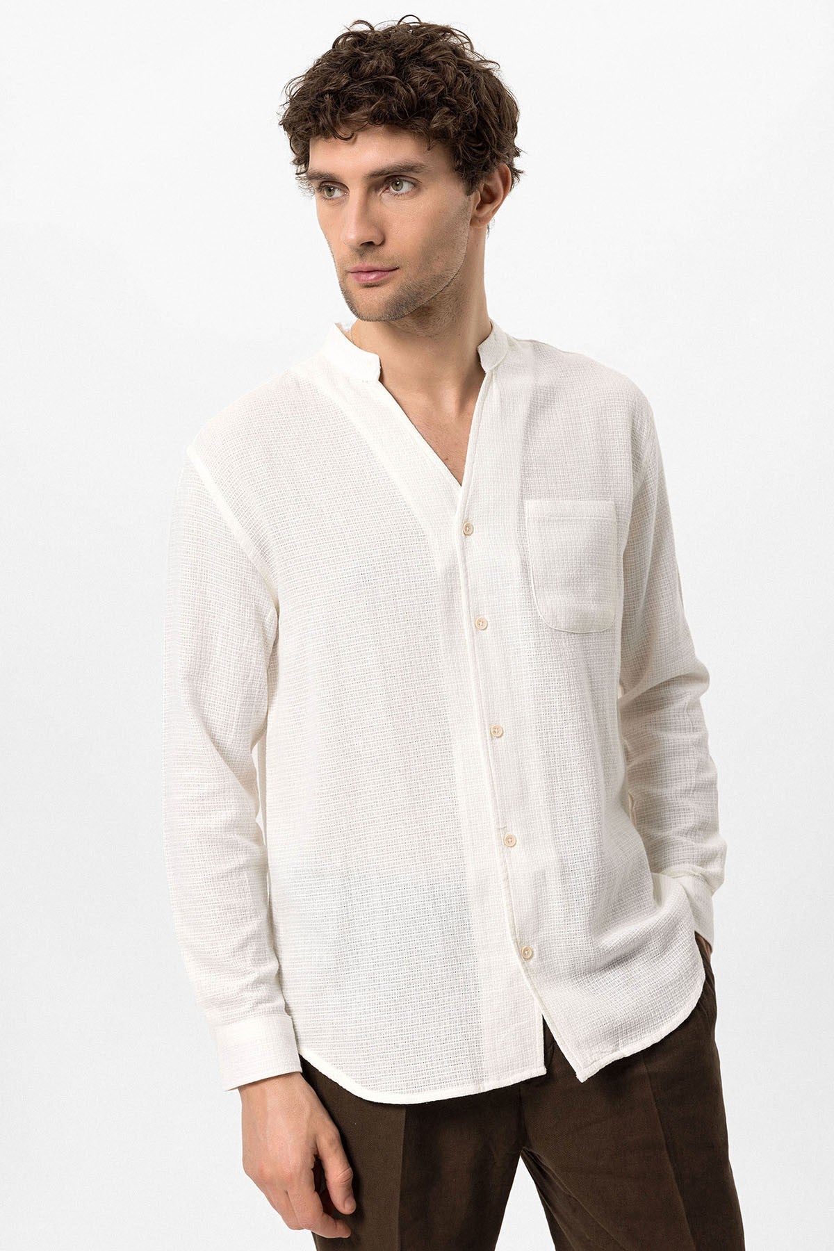 Antioch Crew-Neck Knitted Textured Men's Shirt