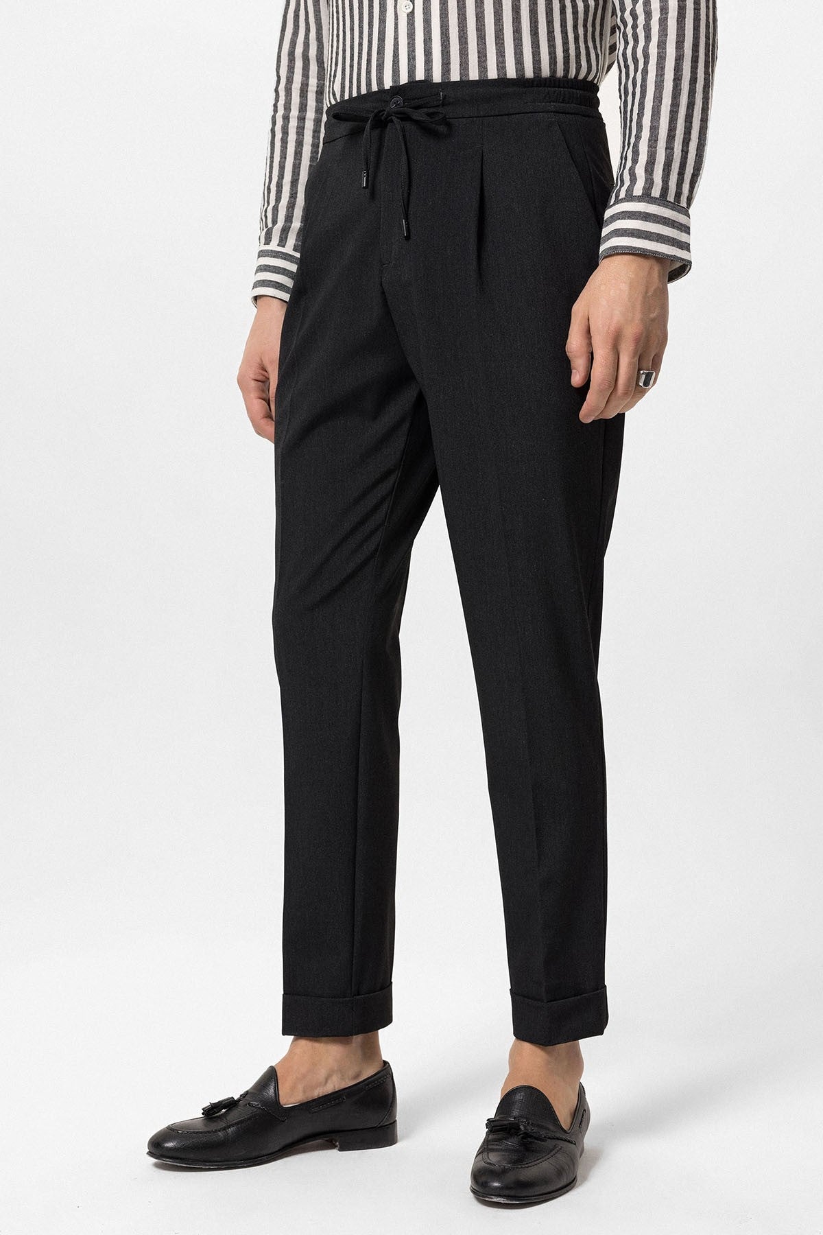 Antioch Elastic-Waist Pleated Men's Pants