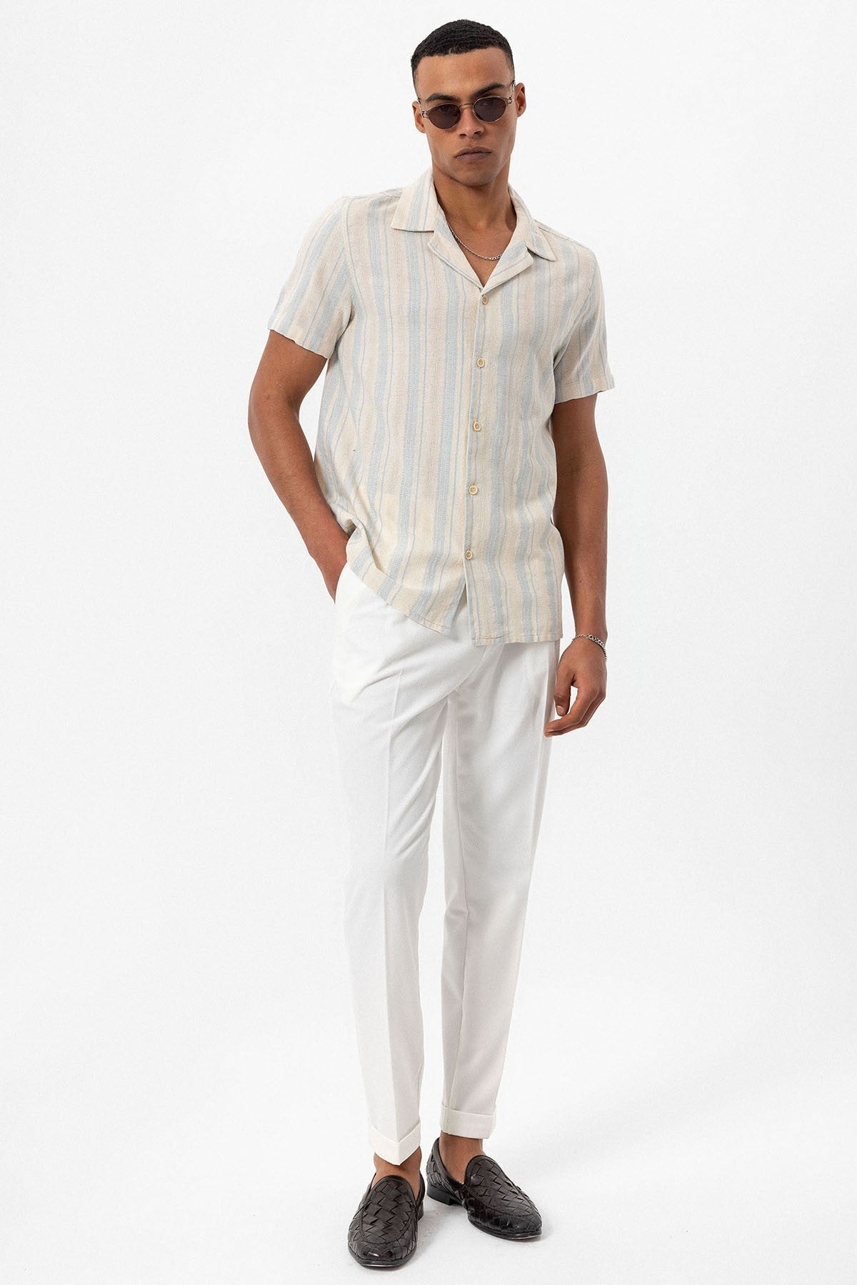 Antioch Short-Sleeved Striped Men's Shirt with a Polo Collar