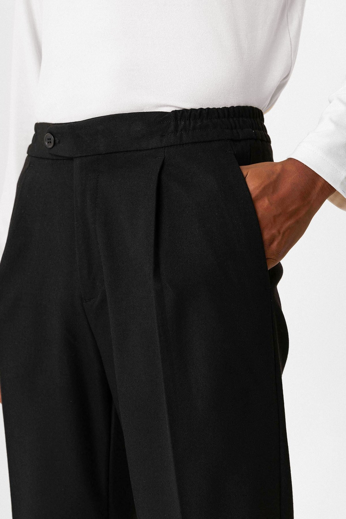 Antioch Elastic-Waist Baggy Men's Pants