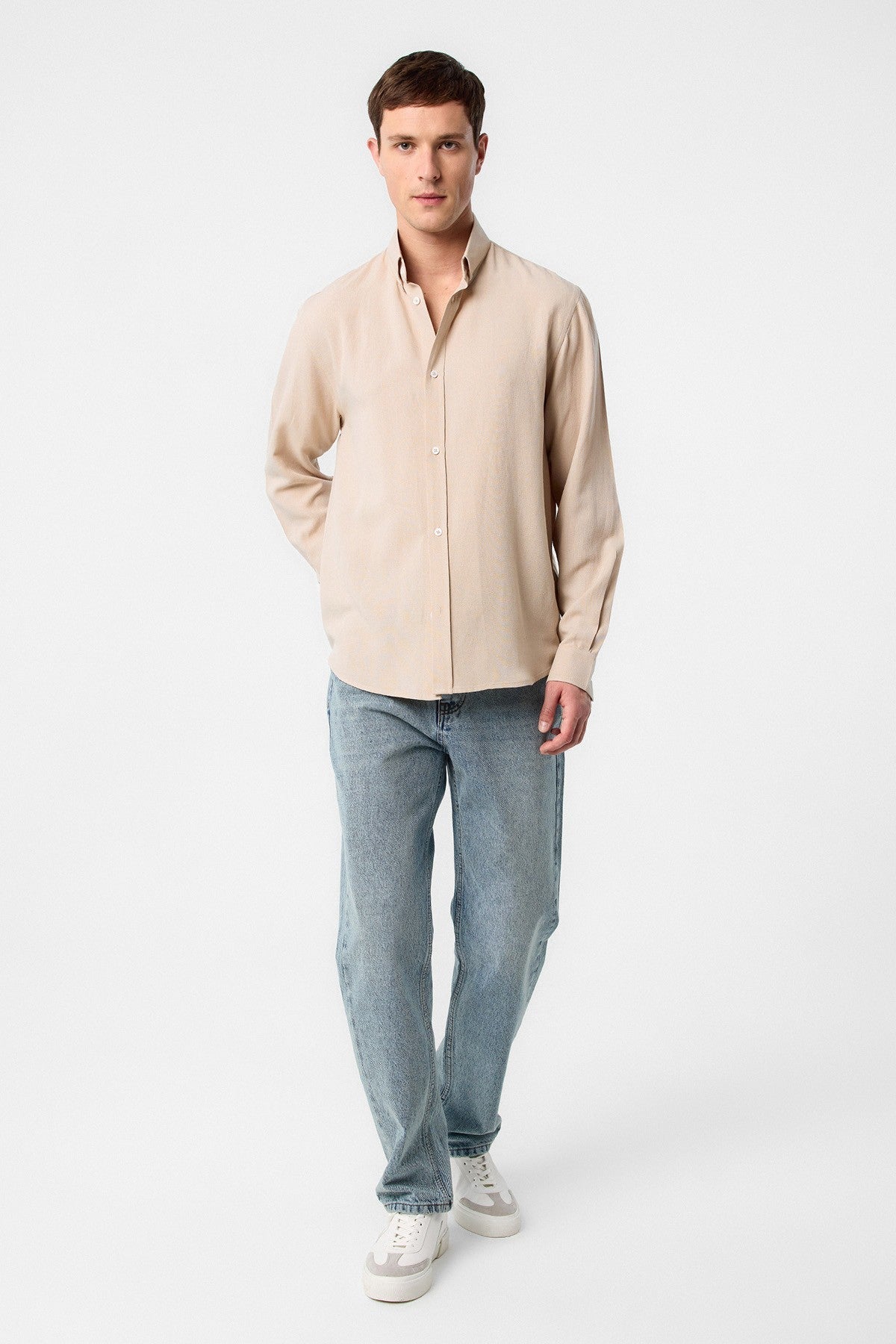Antioch Men's Linen-Blend Button-Down Shirt
