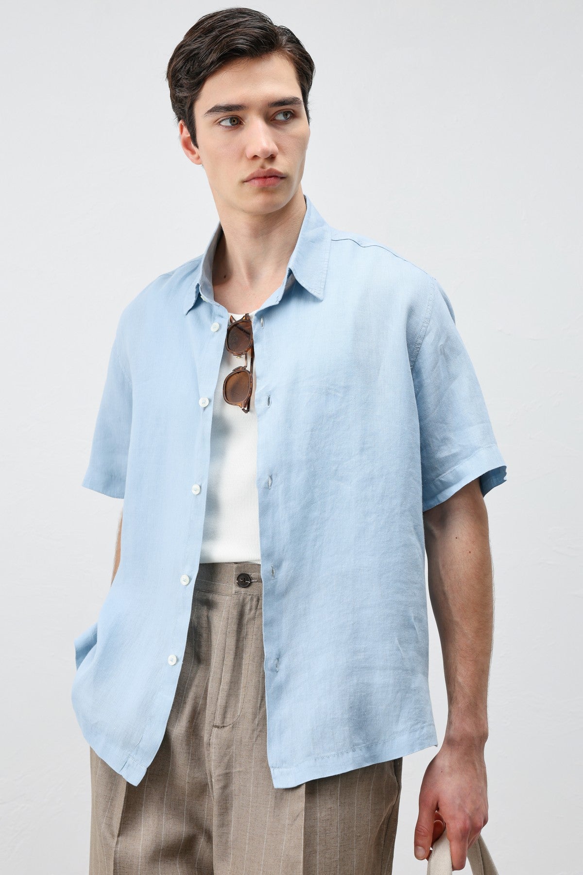Antioch 100% Linen Relaxed-Fit Men's Shirt