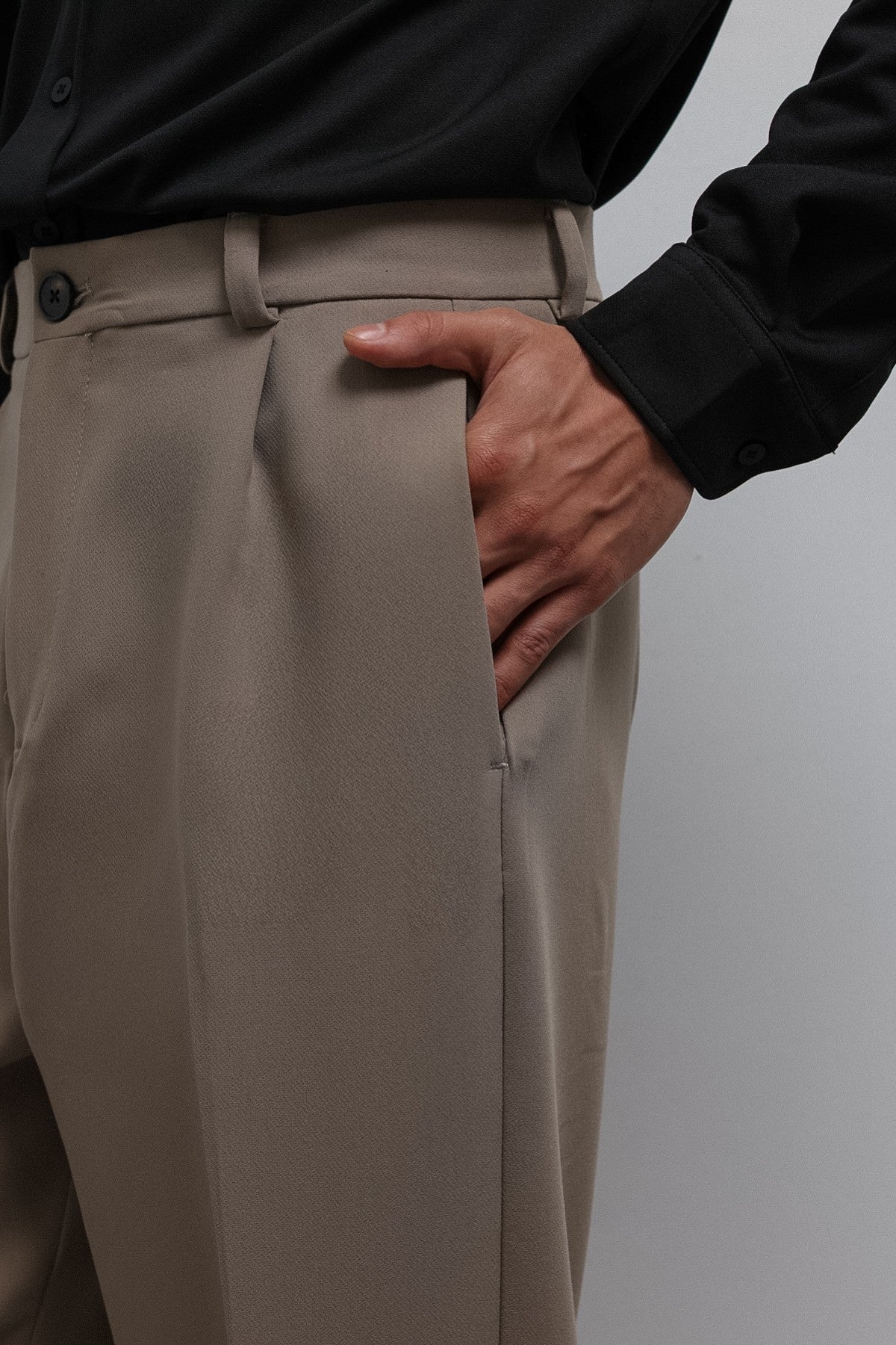 Antioch Relax Fit Baggy Pleated Men's Pants