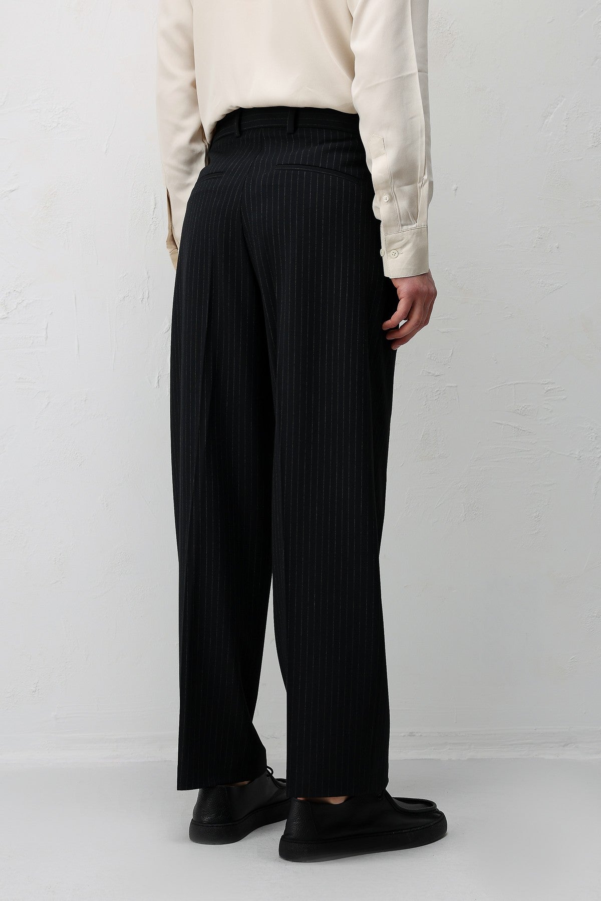 Relaxed-Fit Striped Men's Suit