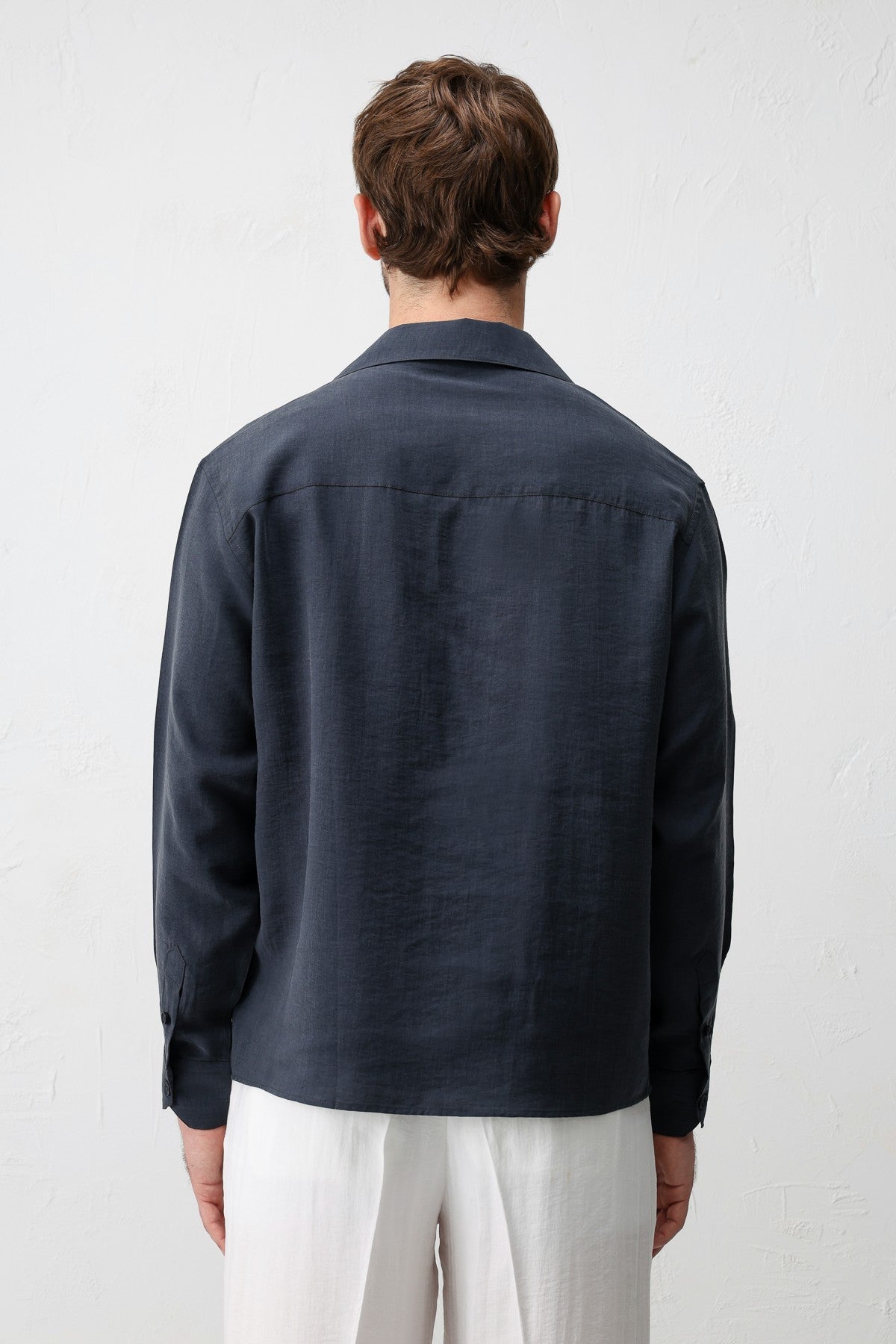Antioch Men's Shirt with a Wide Collar in a Lyocell Blend