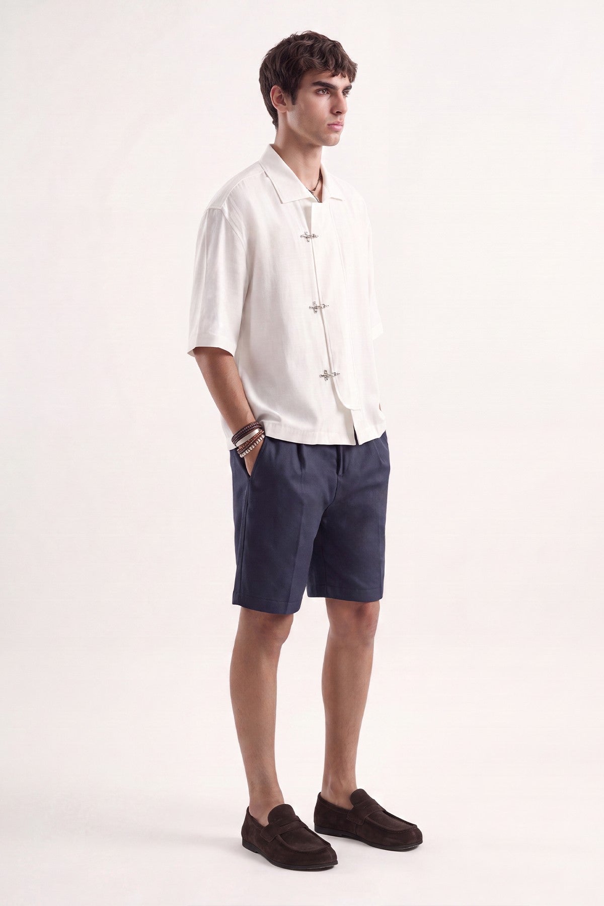 Relaxed-Fit Shirt with Detailed Closure