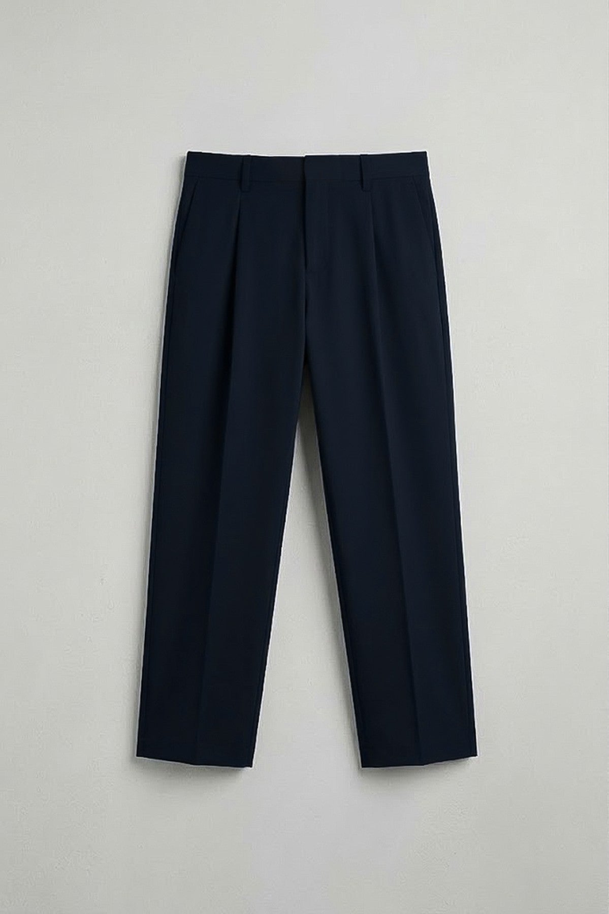 Antioch Relaxed-Fit Pleated Men's Pants