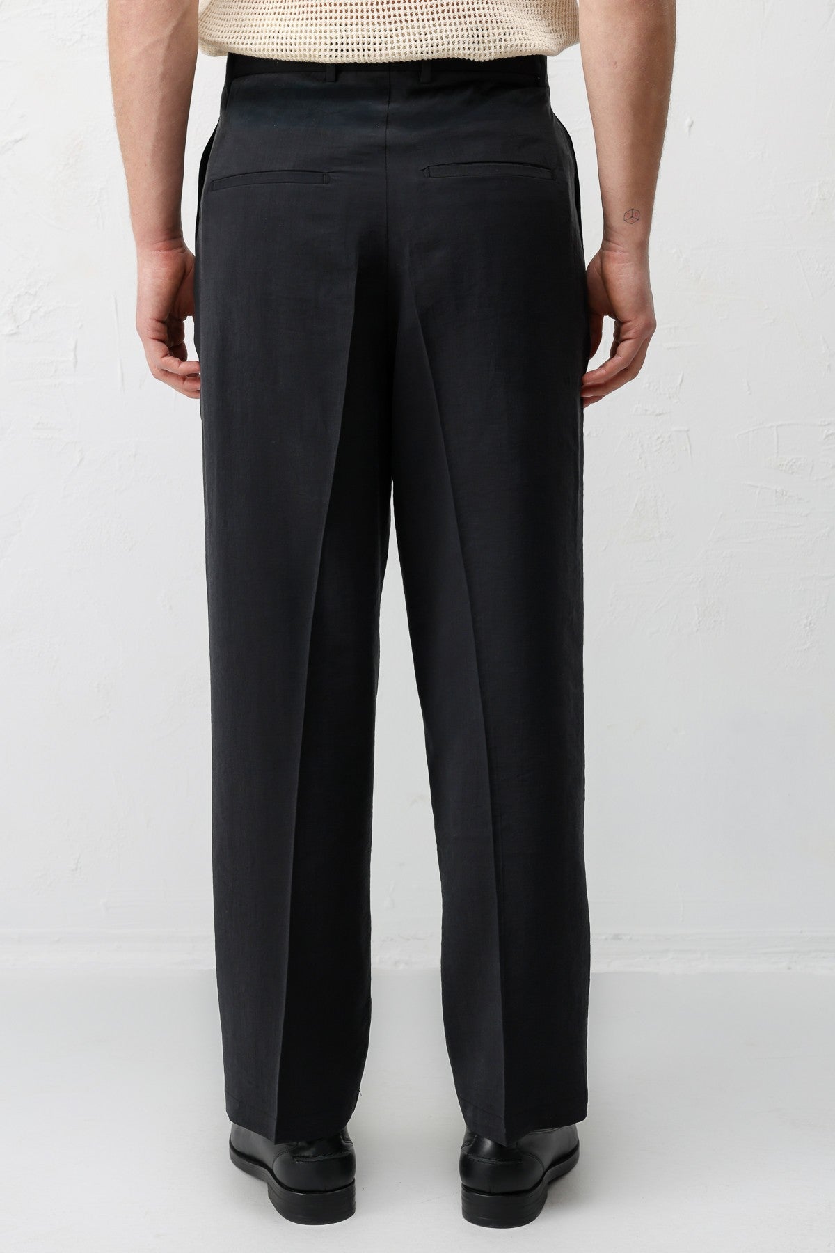 Antioch Lyocell Relaxed-Fit Pleated Men's Pants