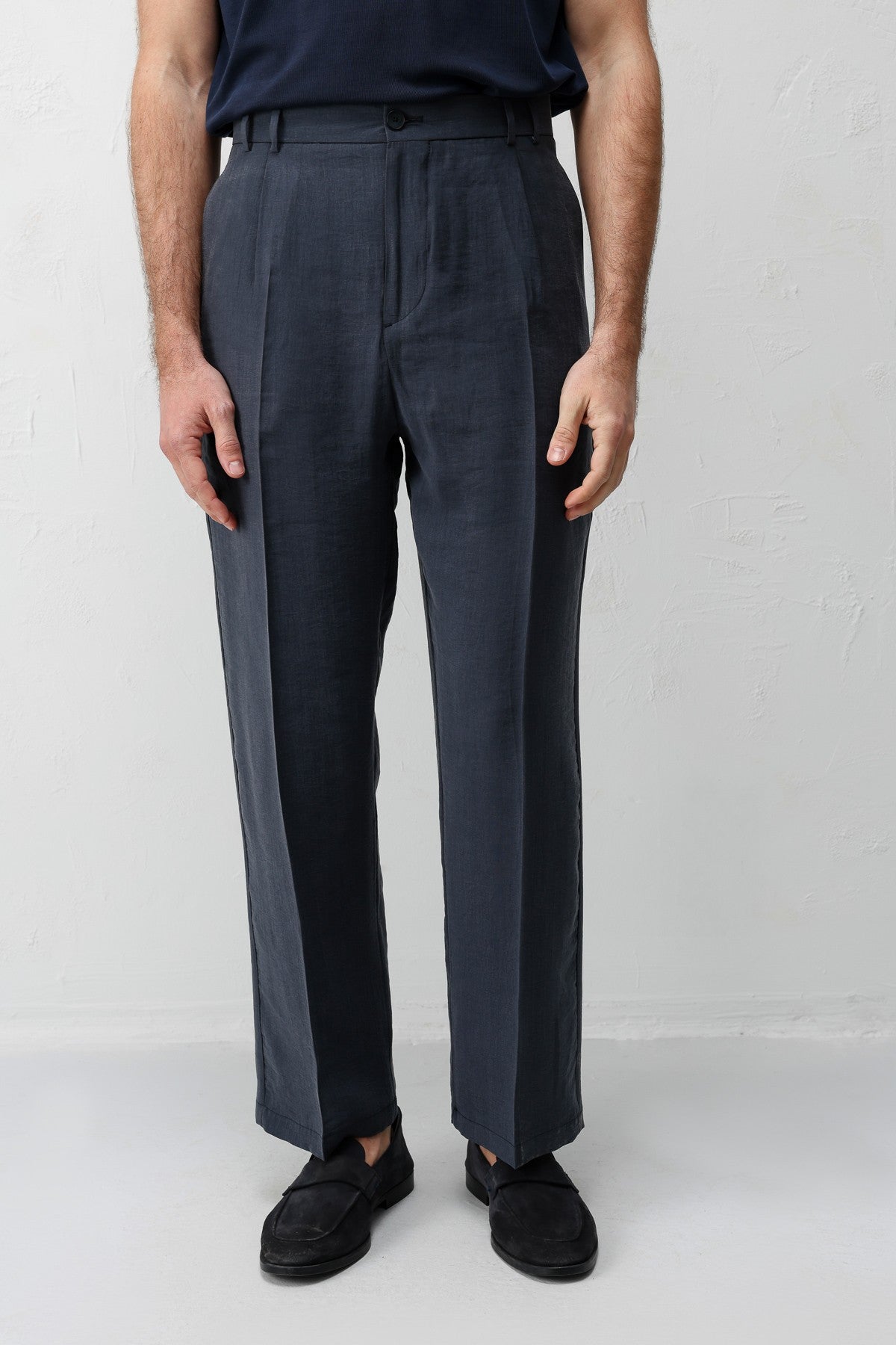 Antioch Lyocell Relaxed-Fit Pleated Men's Pants