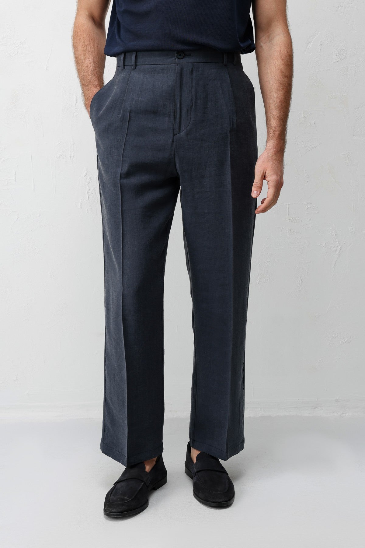Antioch Lyocell Relaxed-Fit Pleated Men's Pants