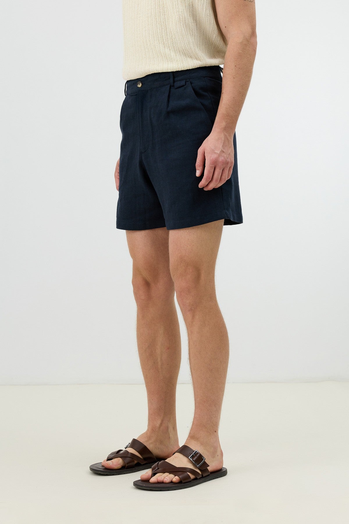 Antioch Men's Textured Linen-Blend Shorts