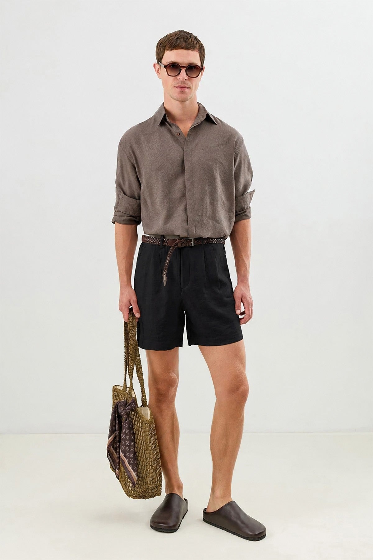 Men's Pleated Shorts with Lyocell Blend