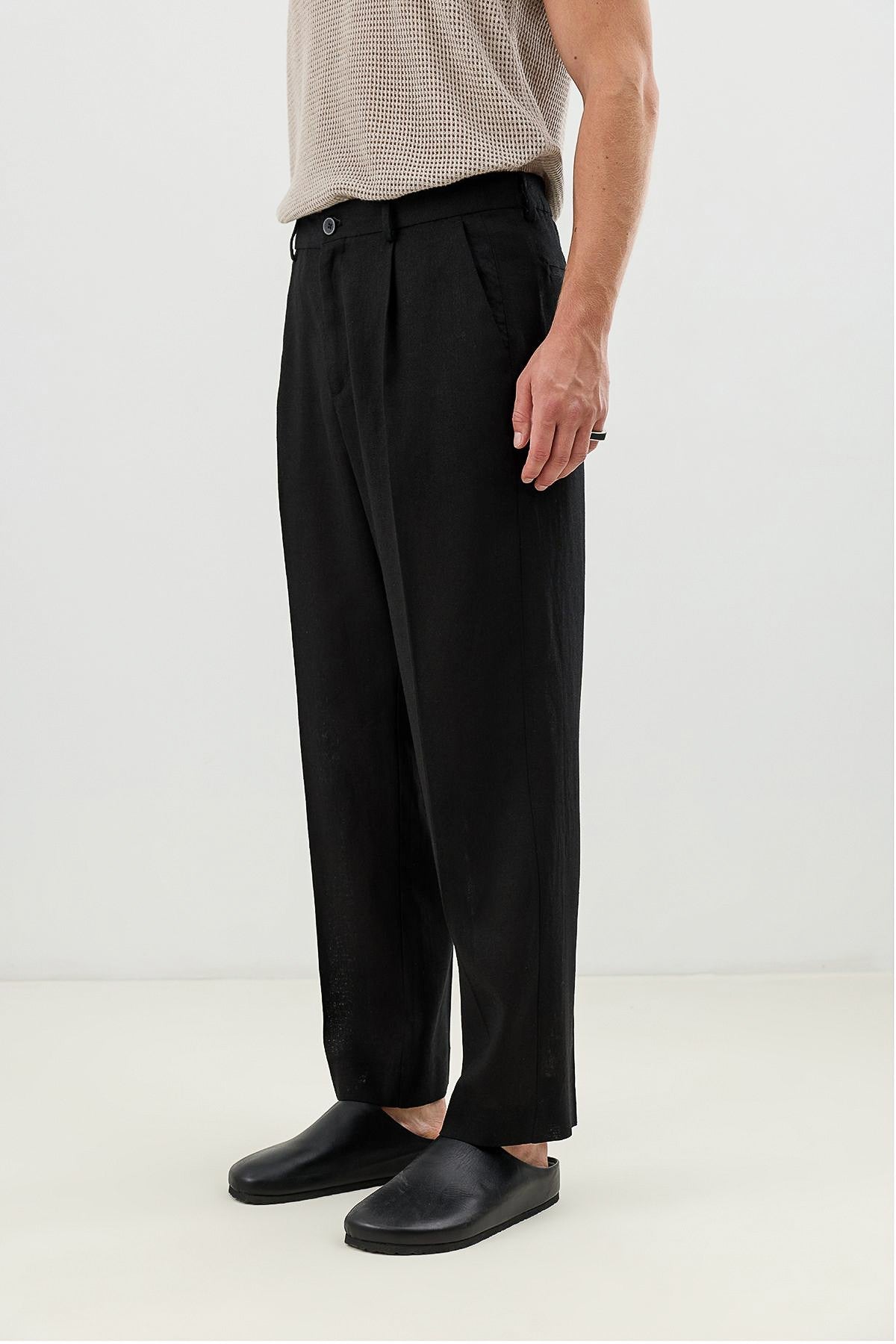 Men's Linen-Blend Pants with an Elastic Waistband