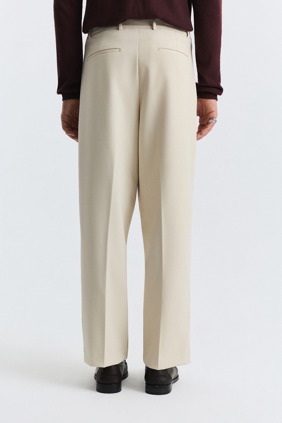Relaxed Pleated Pants