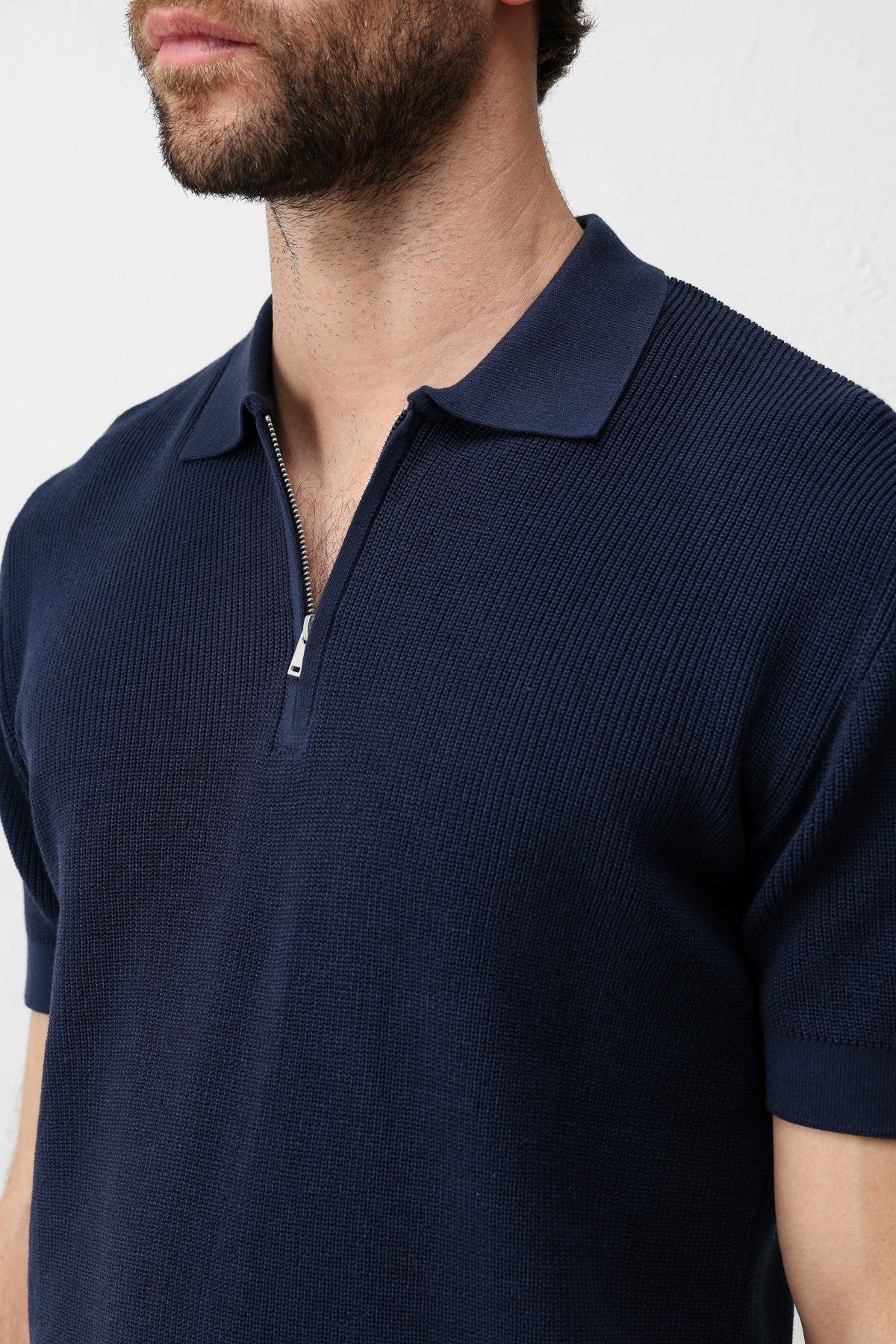 Antioch Comfort Slim Men's Zipper-Front Knit T-Shirt