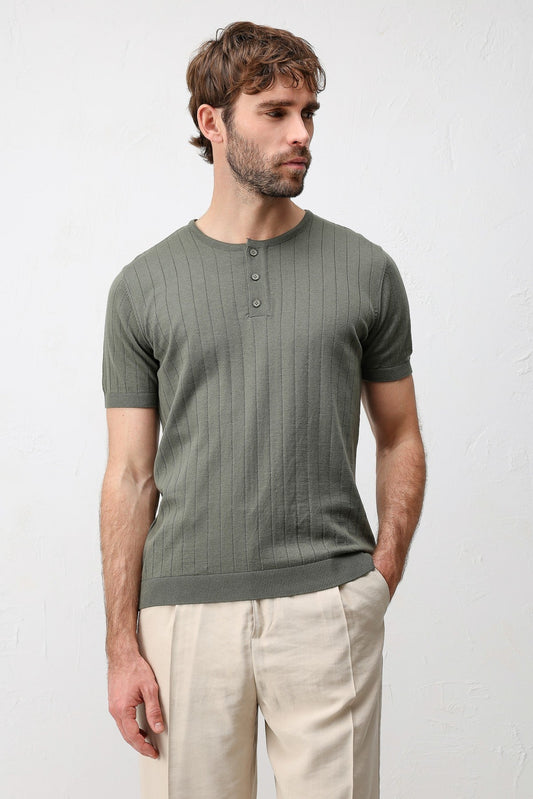 Textured Men's Knit T-Shirt
