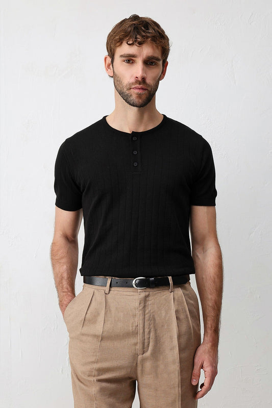 Textured Men's Knit T-Shirt