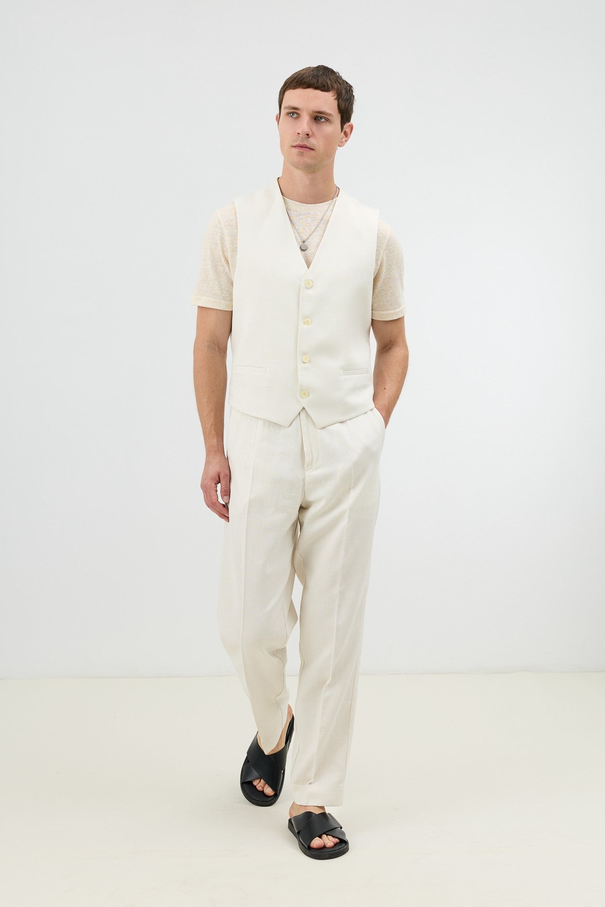 Antioch Men's Vest with Linen Blend and Herringbone Pattern