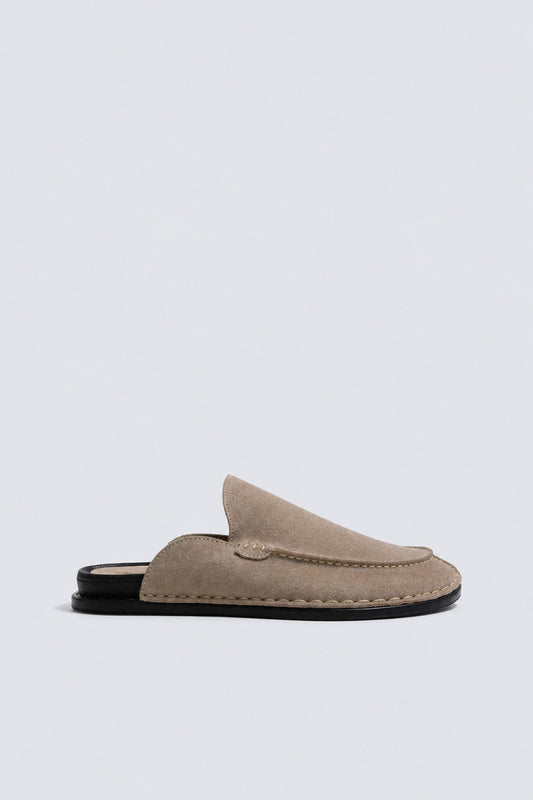 Soft-Stitched Toe Sabot